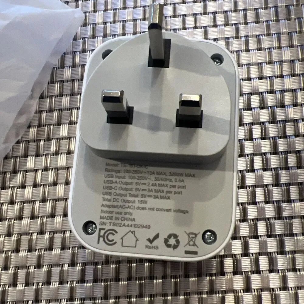 Power Adapter Tessan US to UK Model TS-161-UK-C 2 Pack NEW